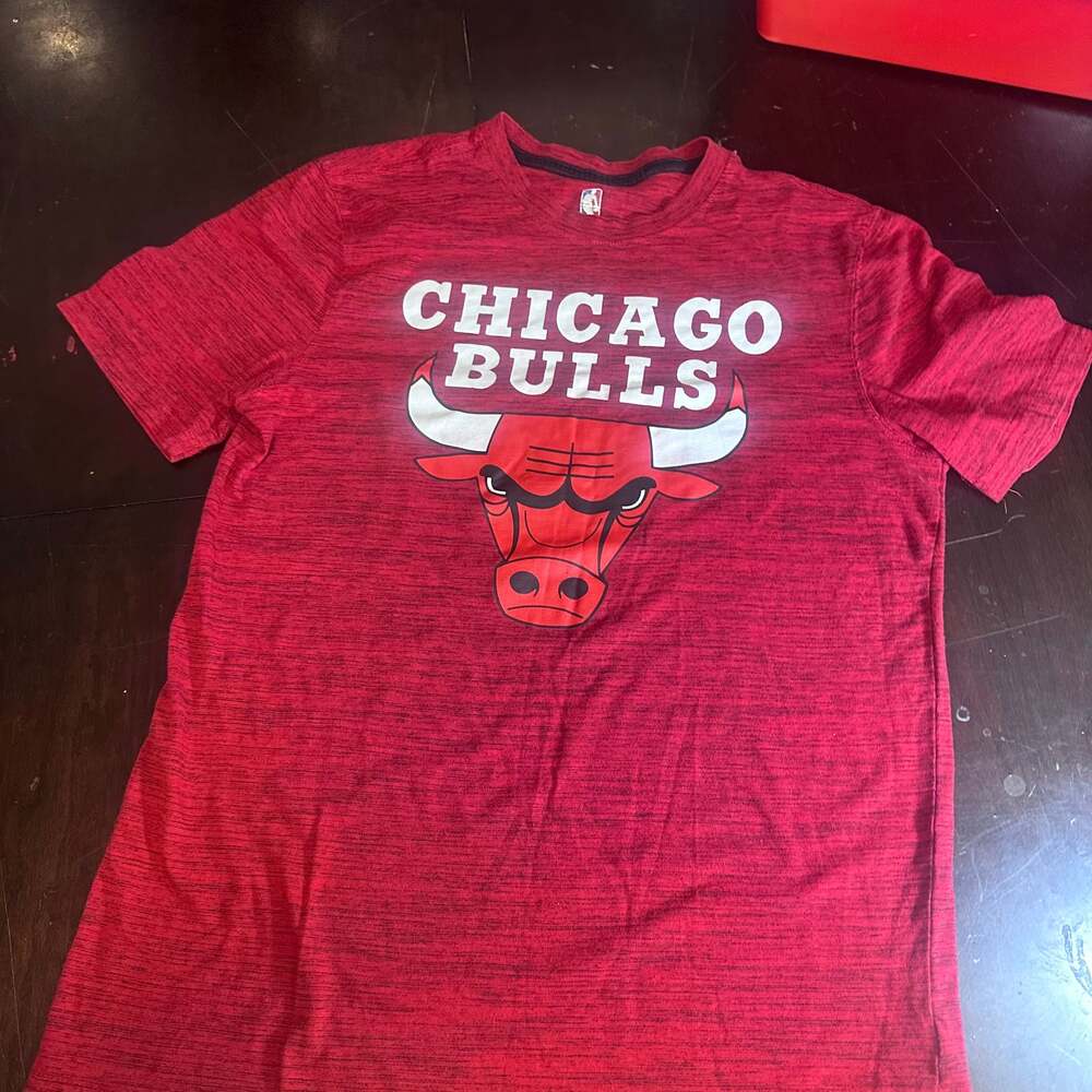 NBA Chicago Bulls Youth Red Short Sleeve T-Shirt